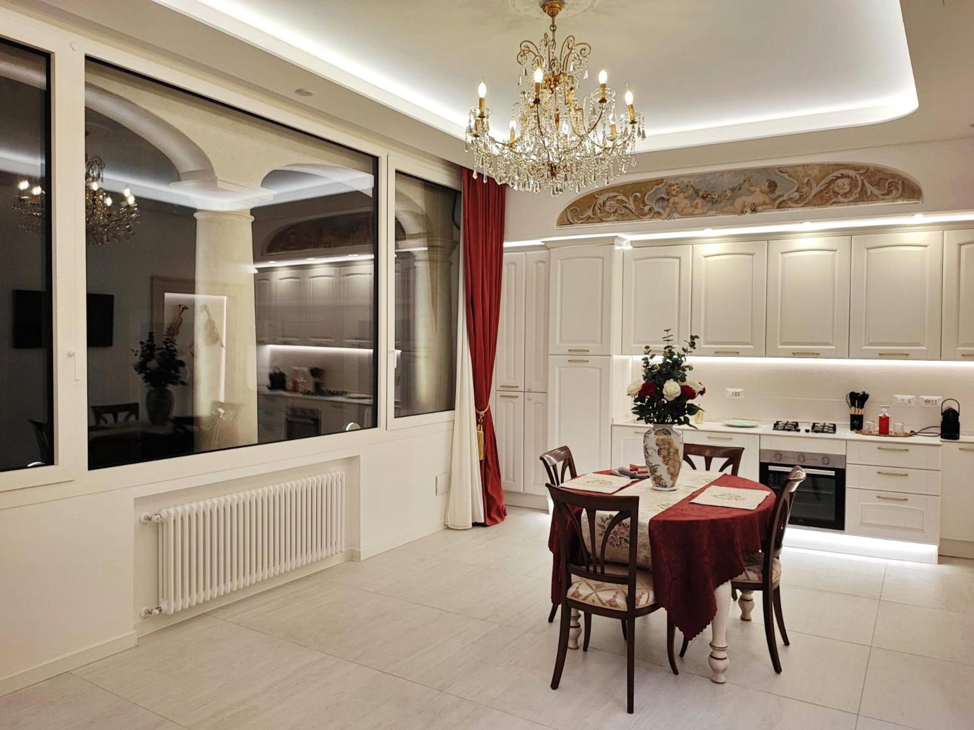 Arena Concert Concerto Love - Historic House Amorino At "Palazzo Tiolo" Palace 베로나 외부 사진